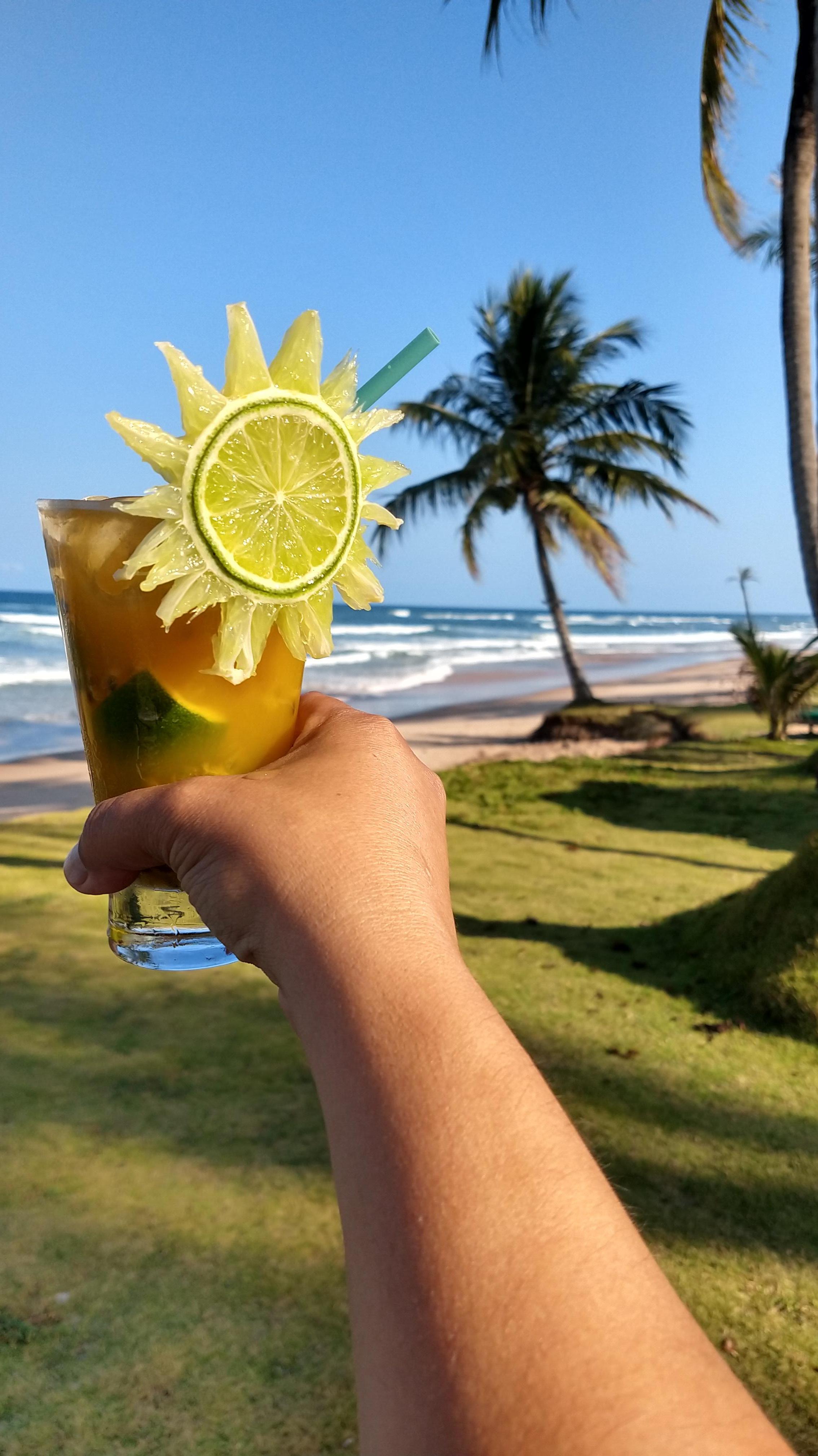 Caipirinha feita pela pousada