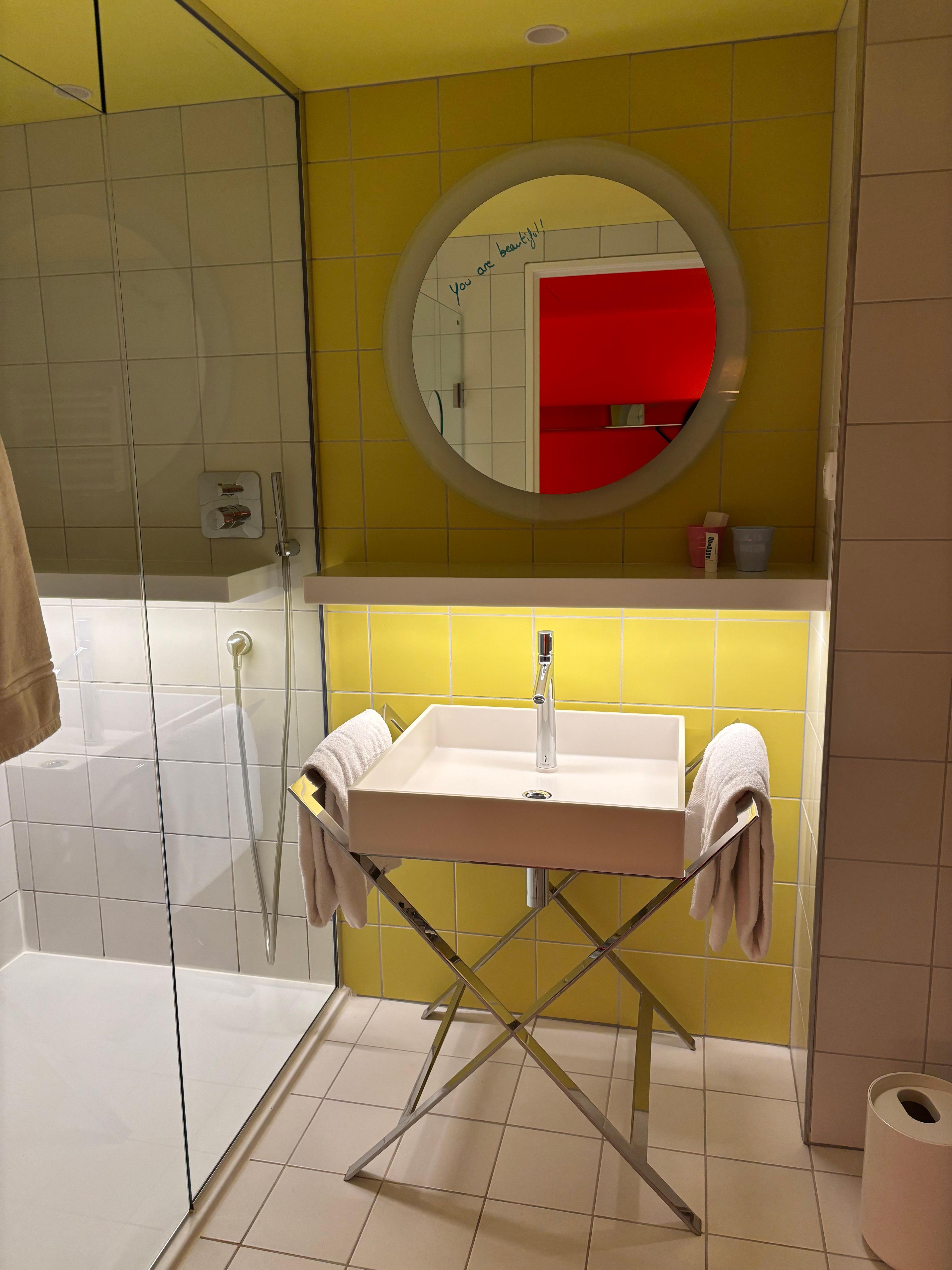 Bathroom note