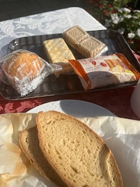 Gluten-free breakfast platter