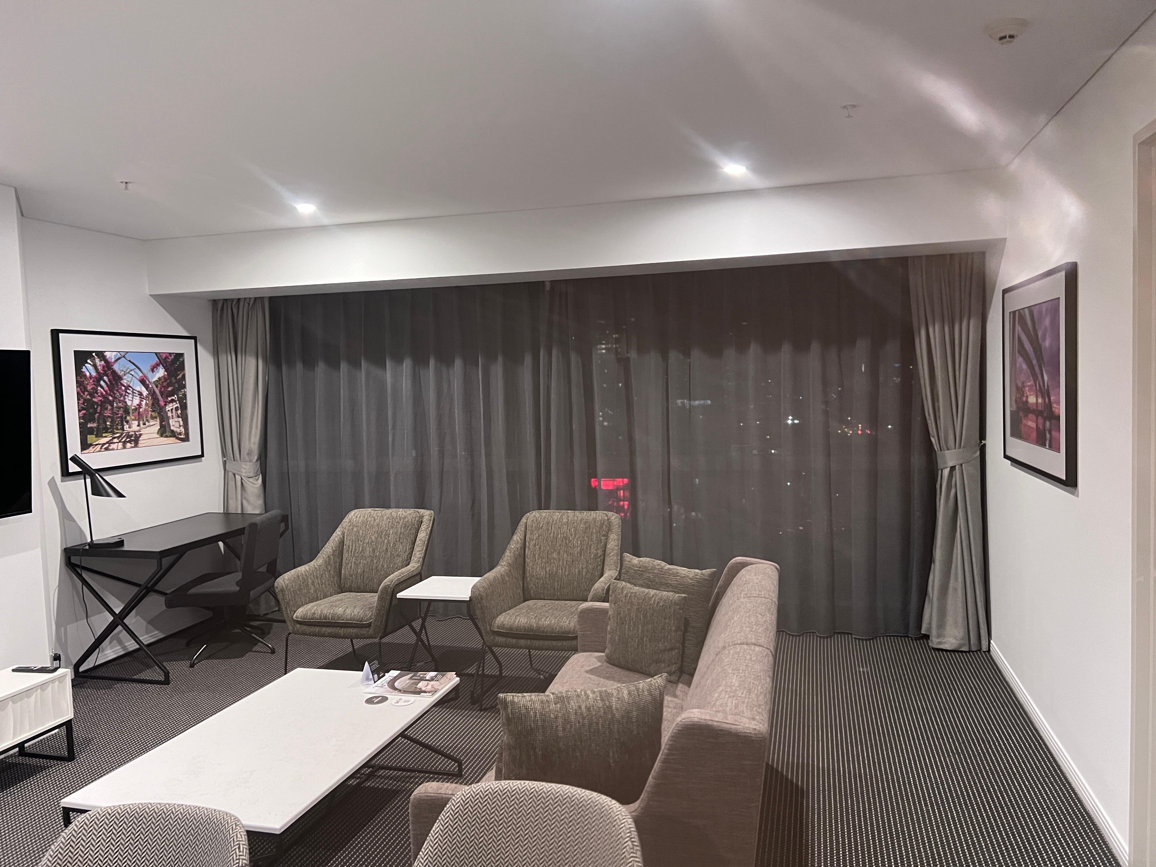 客廳最適合全家放鬆聊天的地方