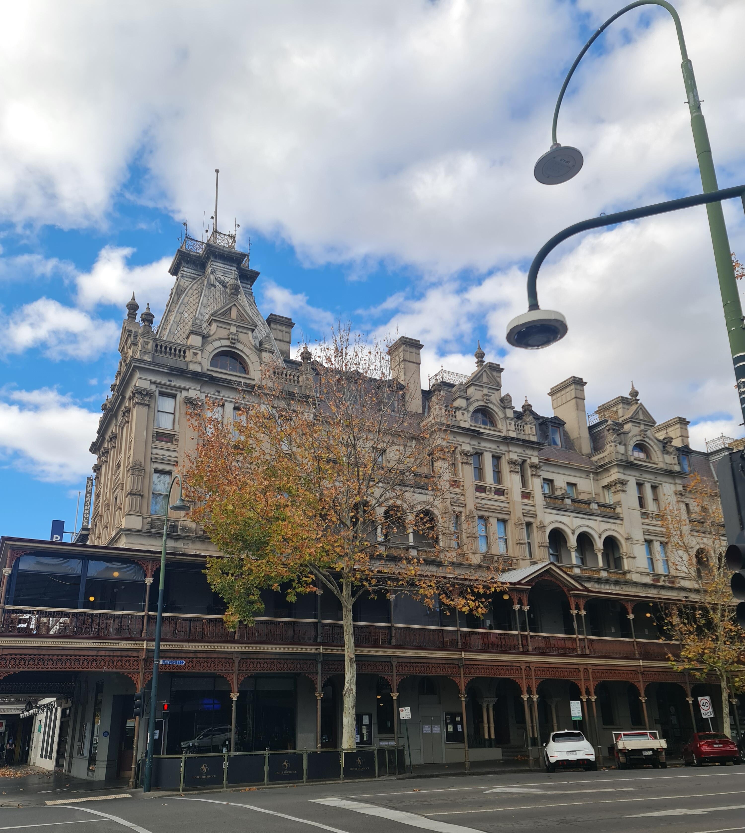 Bendigo Shamrock Hotel 
