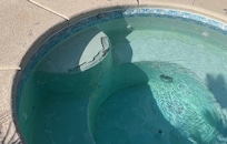 The spa with broken concrete