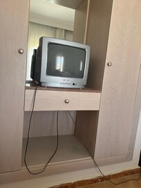 That’s how the tv in the toom
