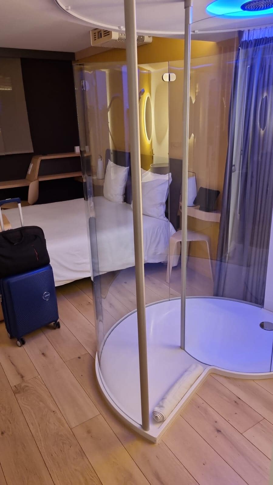 Very futuristic shower