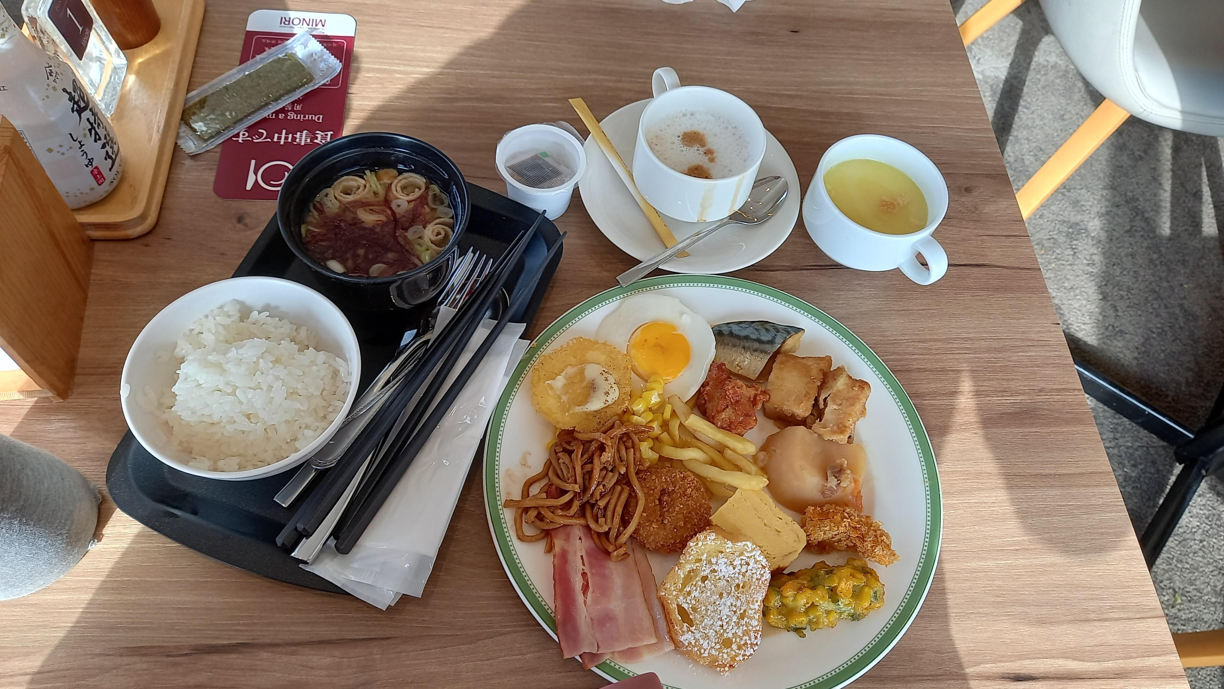 頂樓嘅 豐富嘅早餐