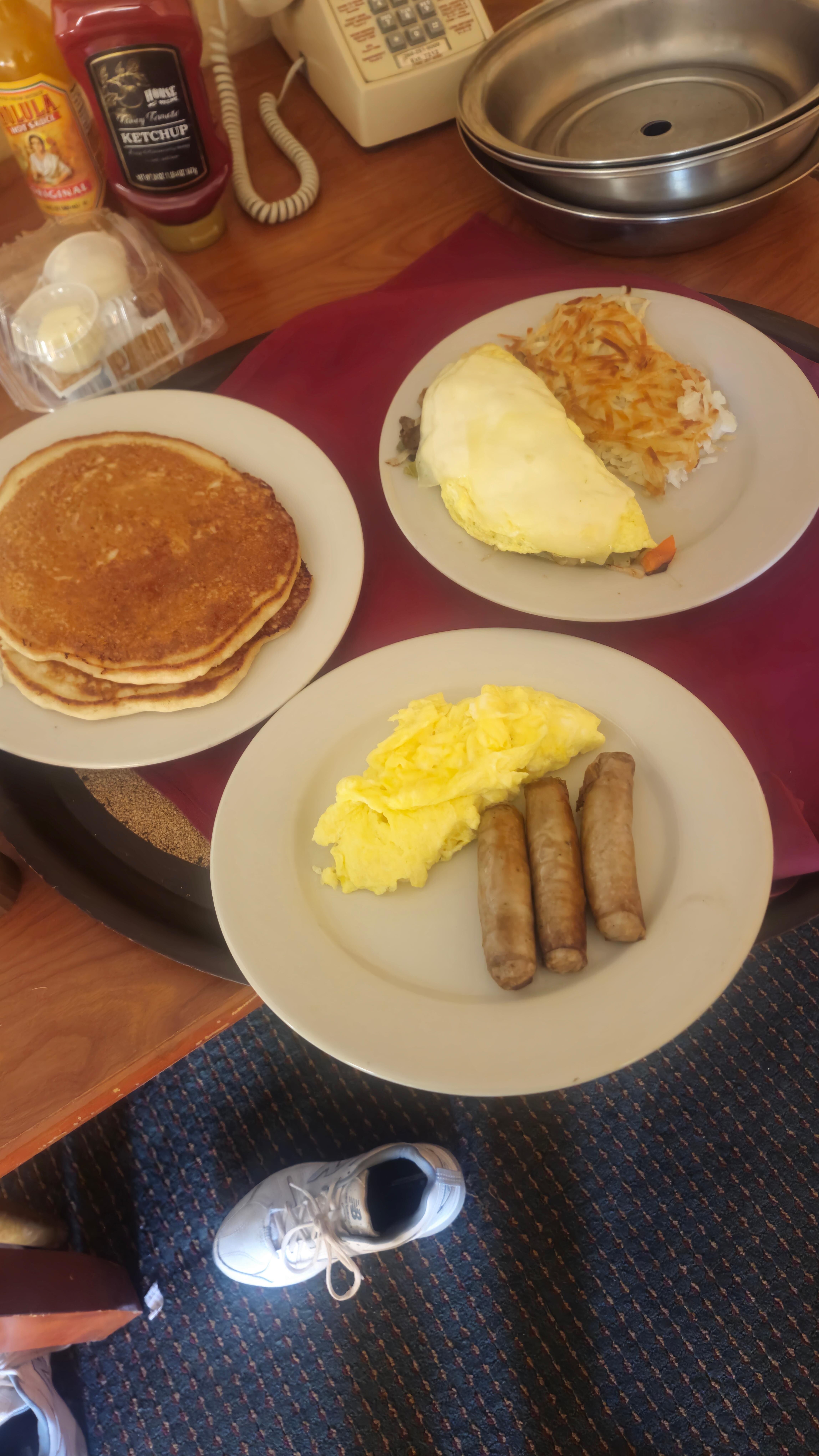 Room service before checking out. So yummy
