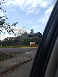 Sign for the Oscar Inn