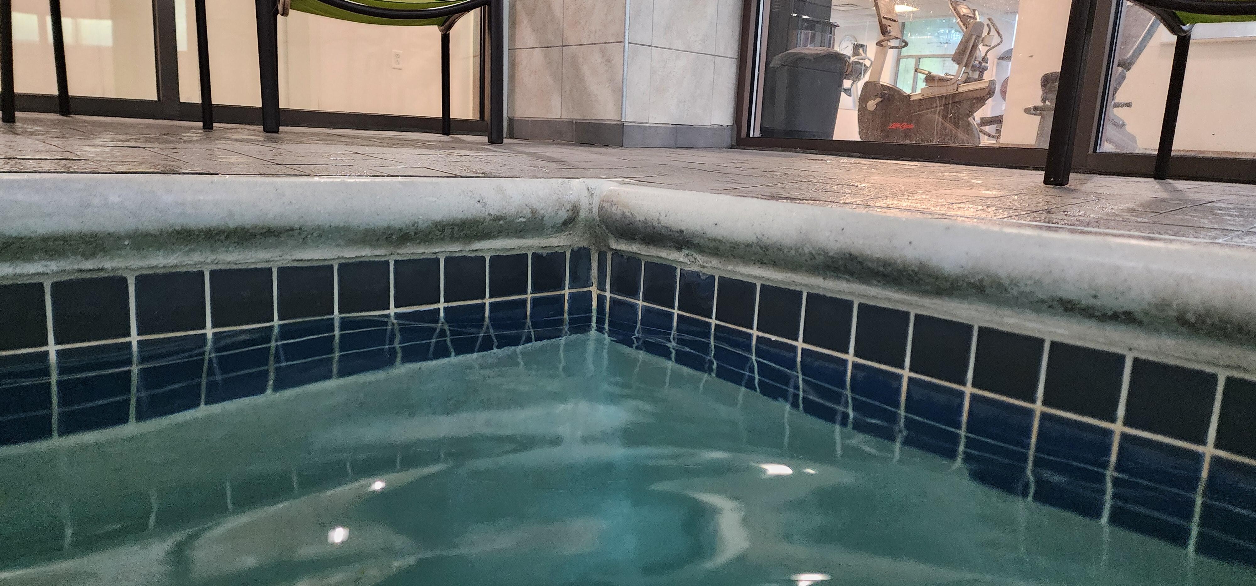 Filthy pool 