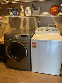 Washer dryer no as photos