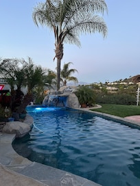 Beautiful views and great location! Close to everything!