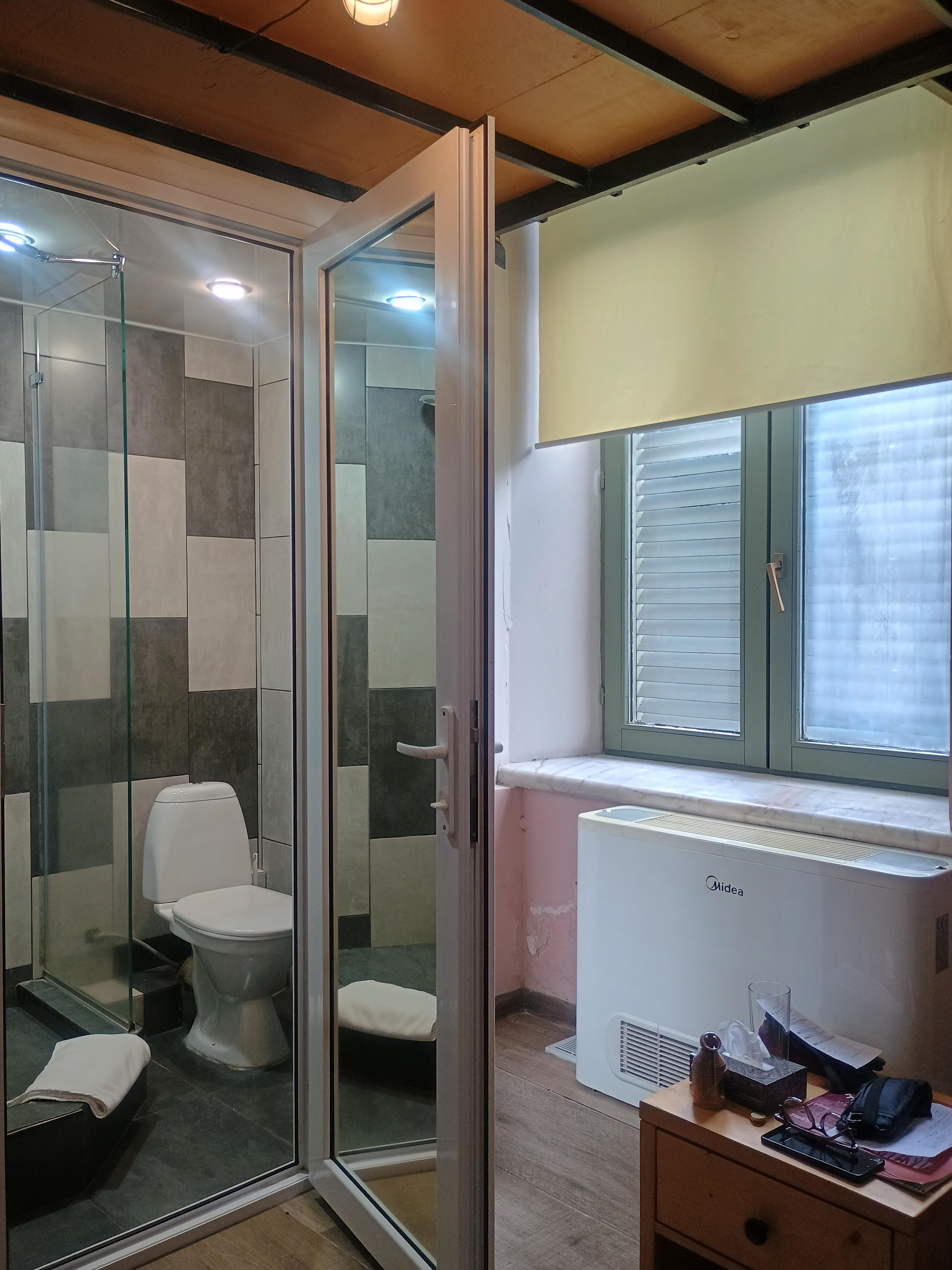 Ensuite Economy Room