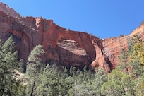 LaVerkin Creek Trail to Kolob Arch