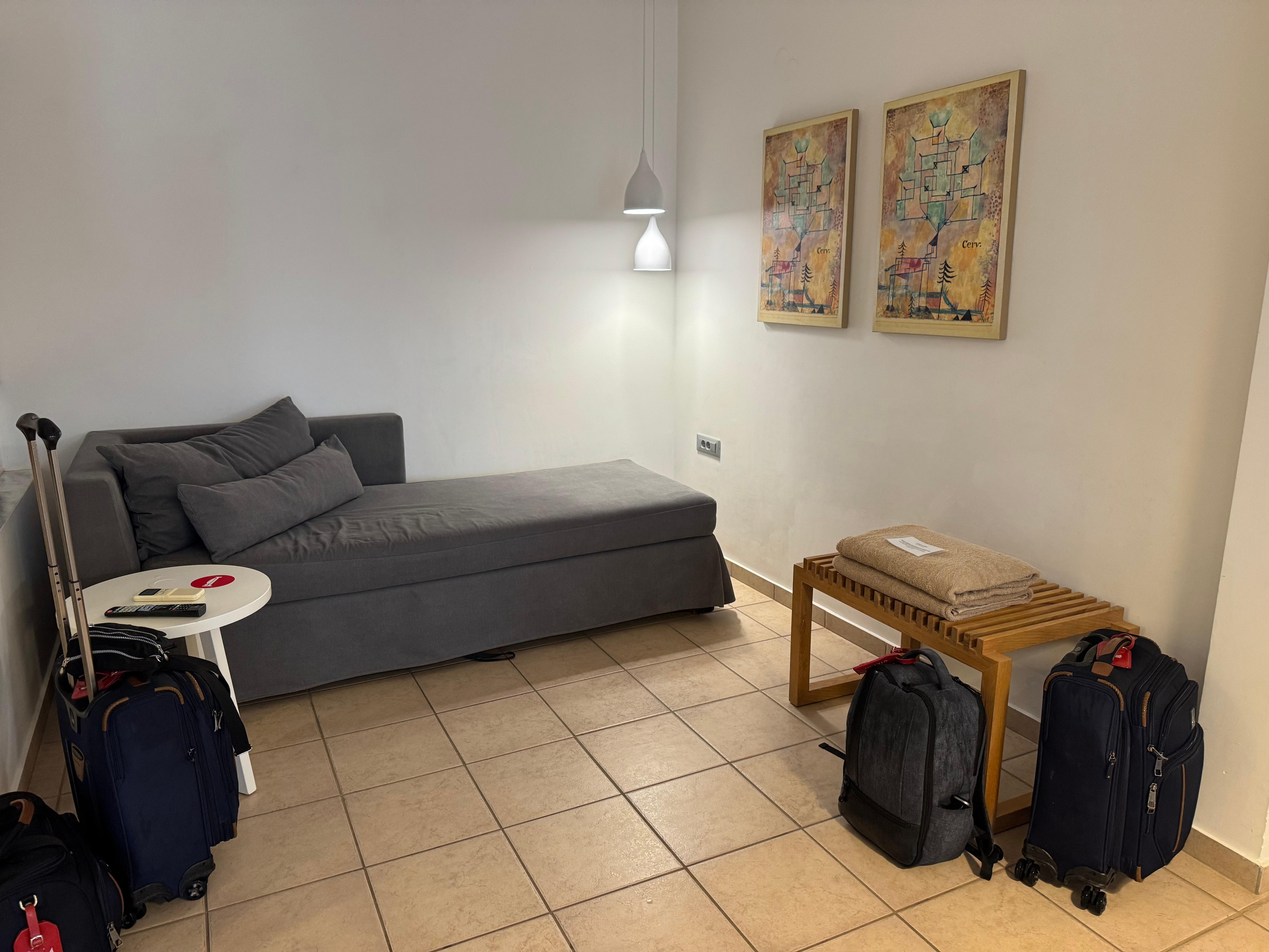 Junior suite 45 sitting area