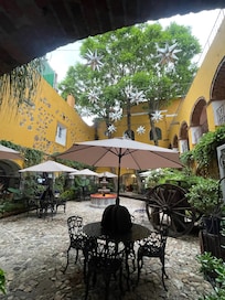 Bonita área de jardín