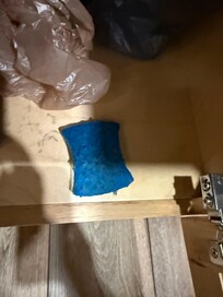 There were 2 kitchen sponges- neither of which was new in package.