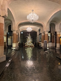 Hall , l’entrata !