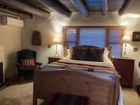 Separate casita