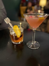 The Carousel Bar & Lounge