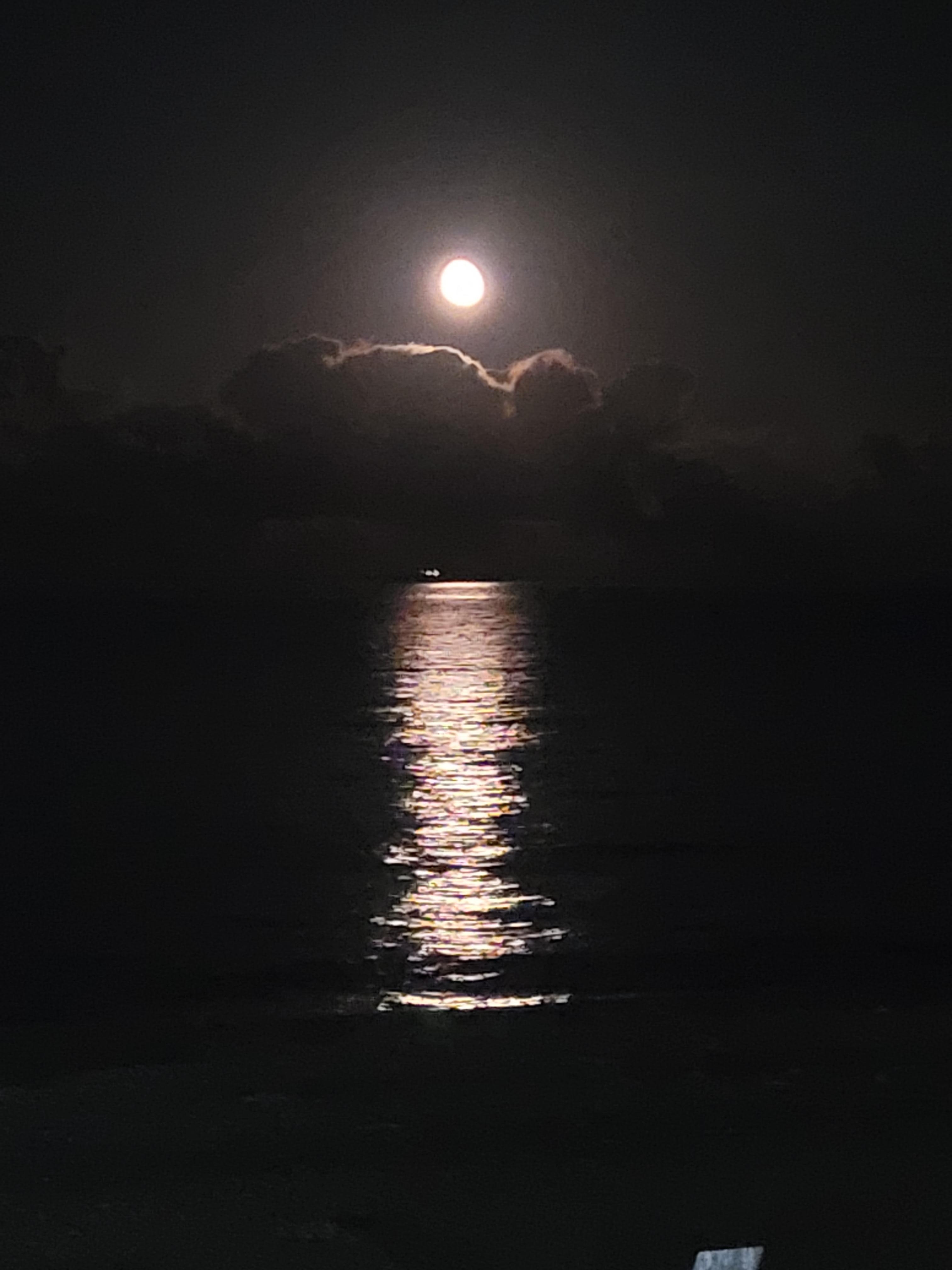 Beach moonrise