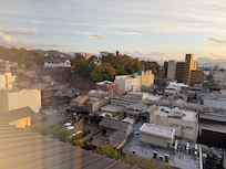 방에서 보인 풍경