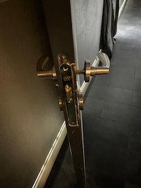 Handle Entrance door broken and remain in your hand. Risk to remain locked in the room