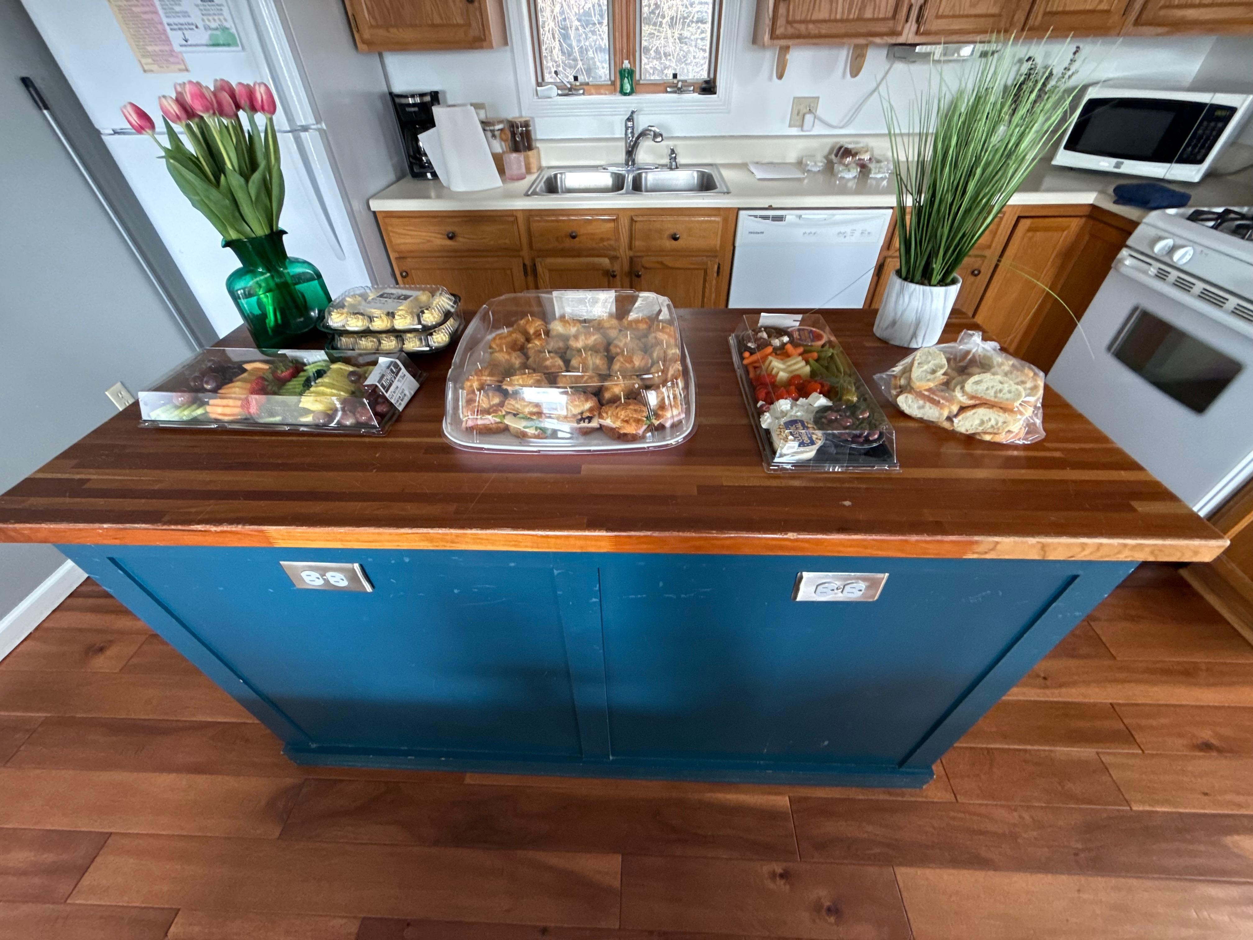 Ample space for a nice catered lunch