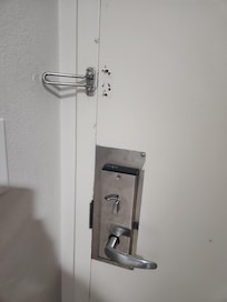 Missing safety latch
