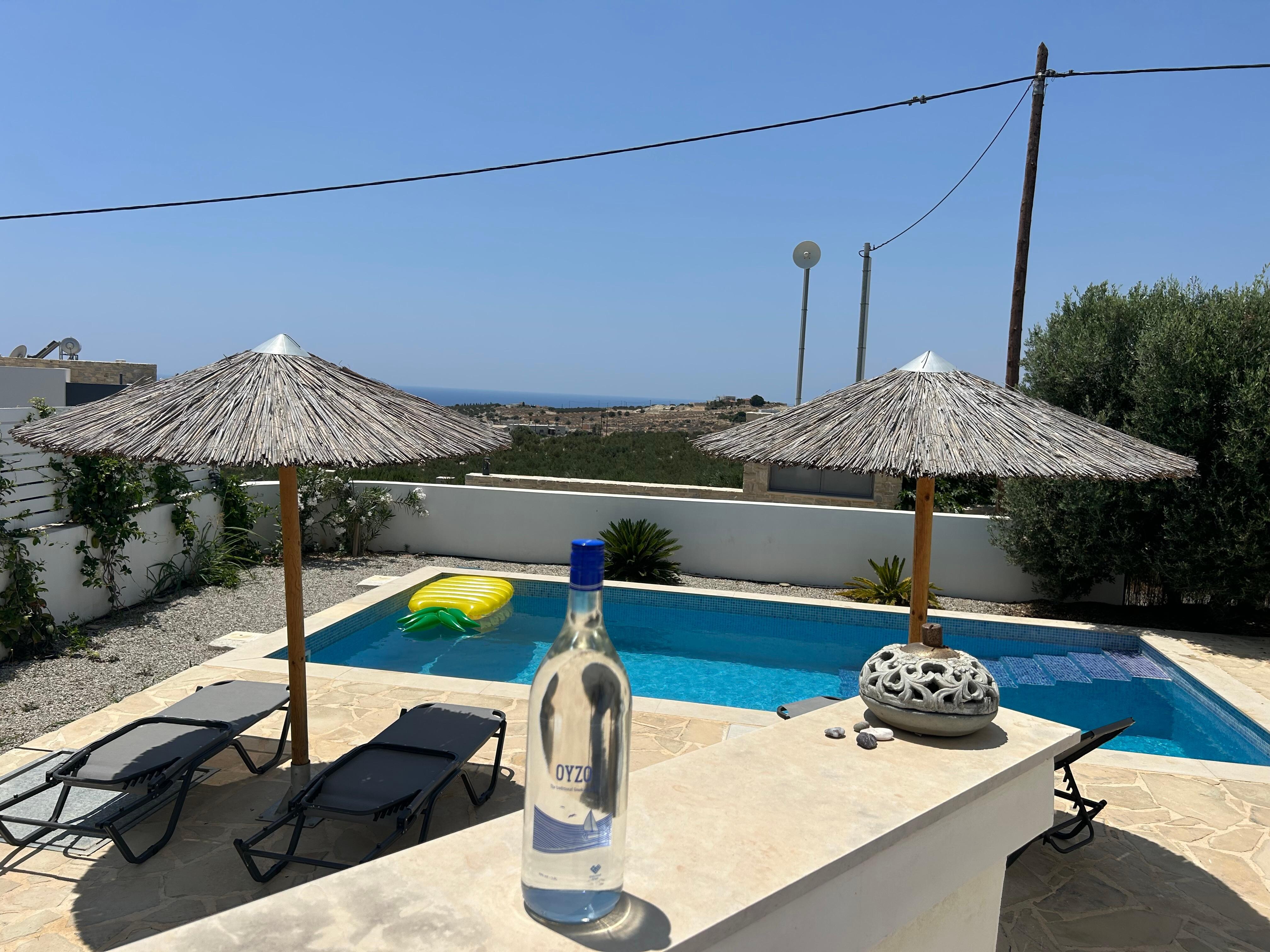 Vue sur la piscine 