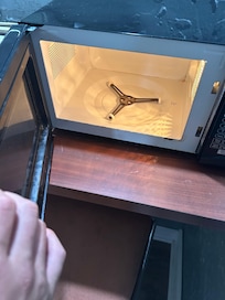 No microwave plate.