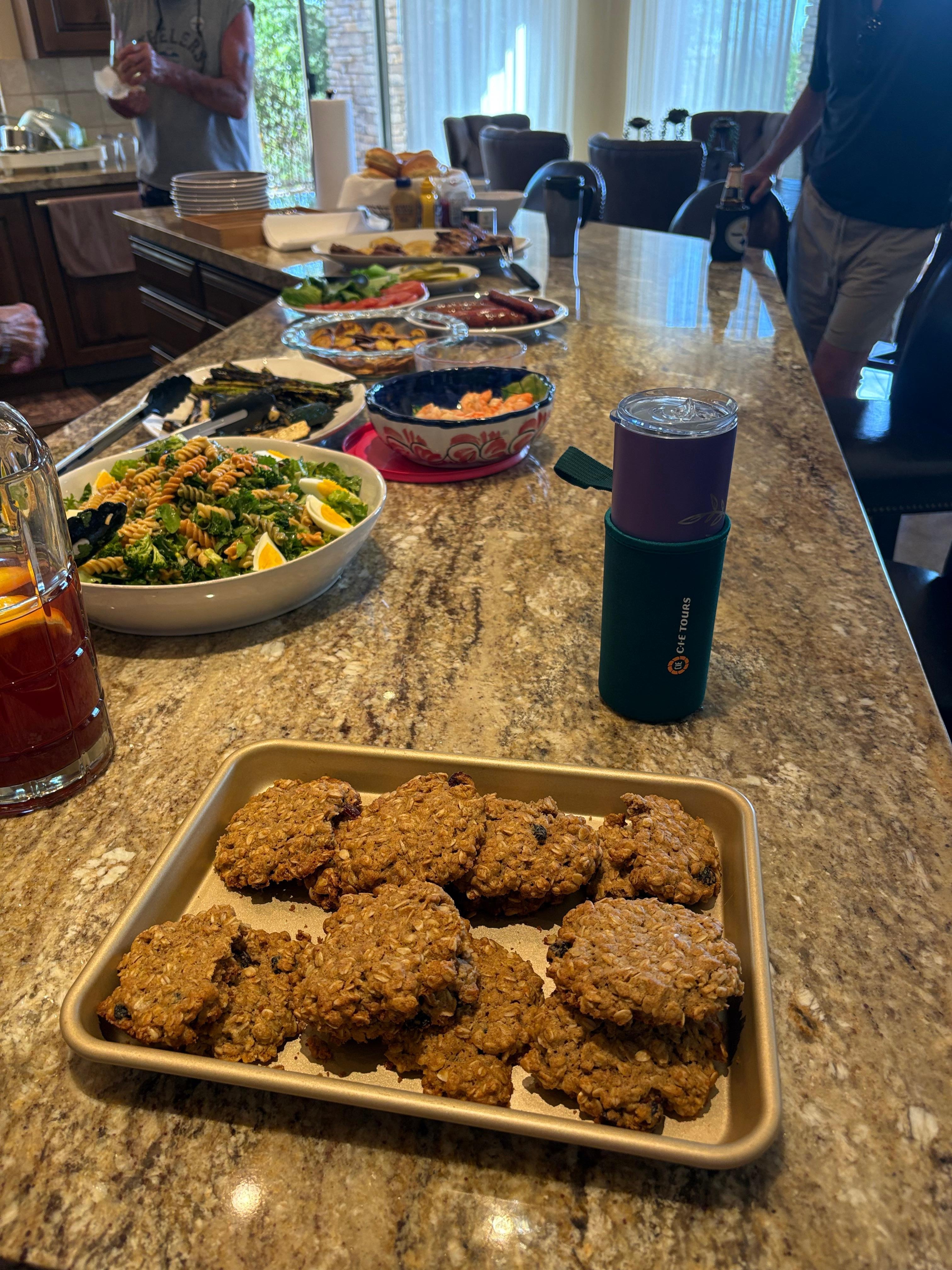 We had a lovely cookout using the grill and oven.. 