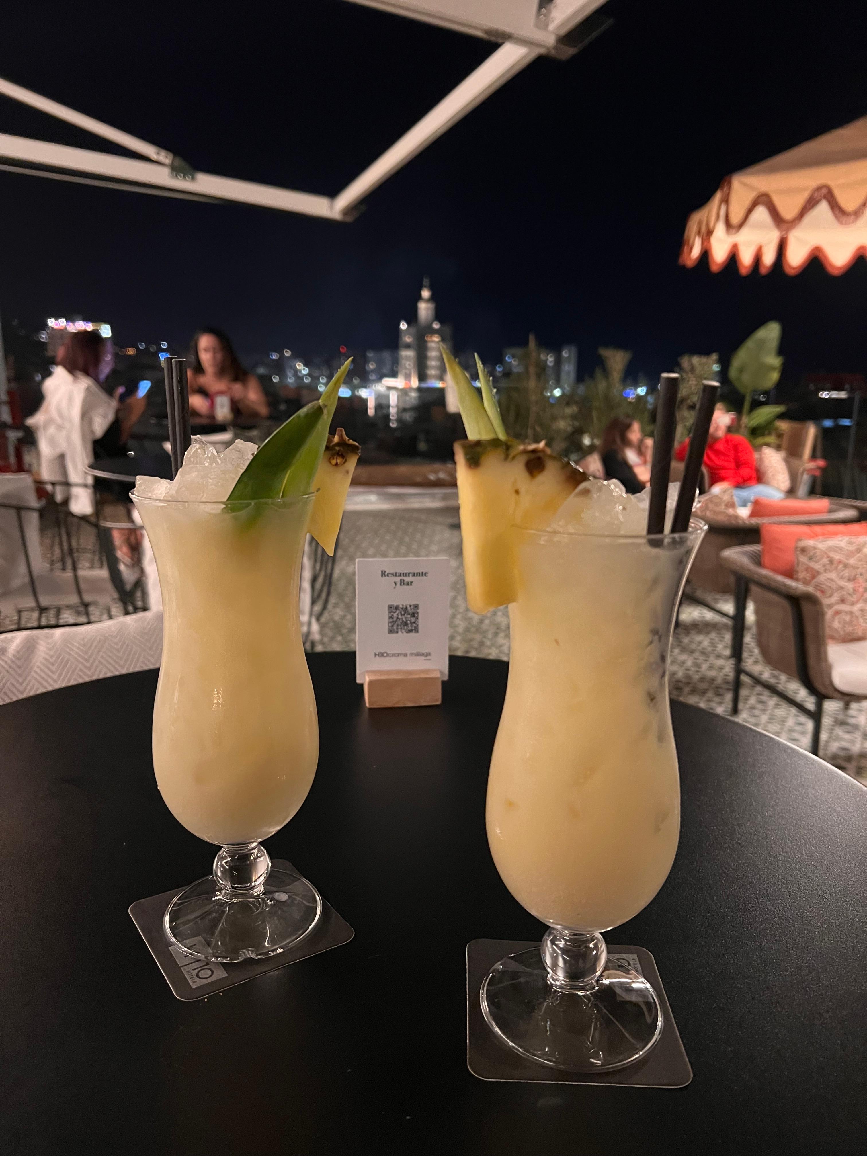 Drinks auf der Dachterrasse