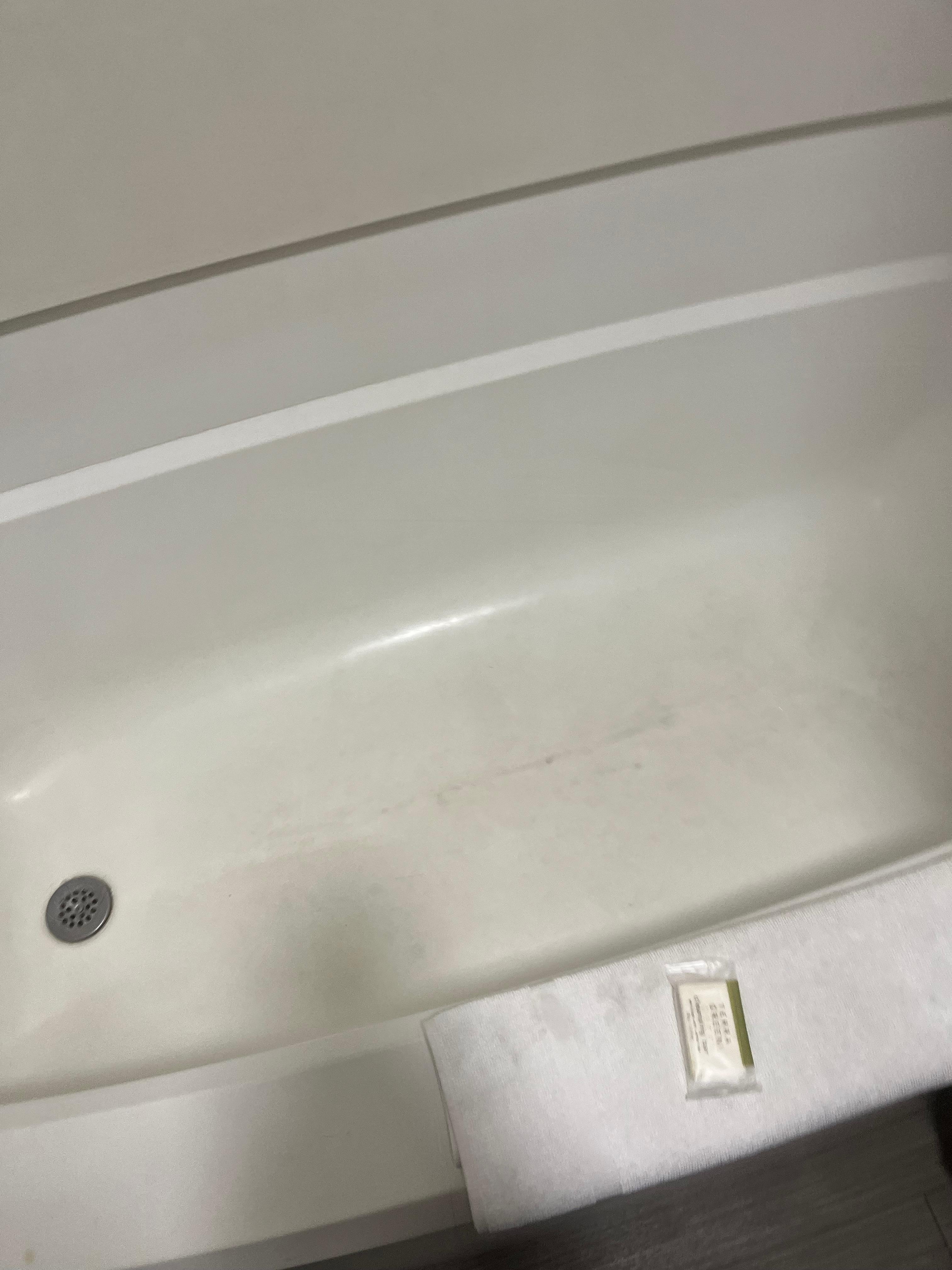 Stained dirty tub 