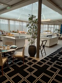 Salle du petit déjeuner