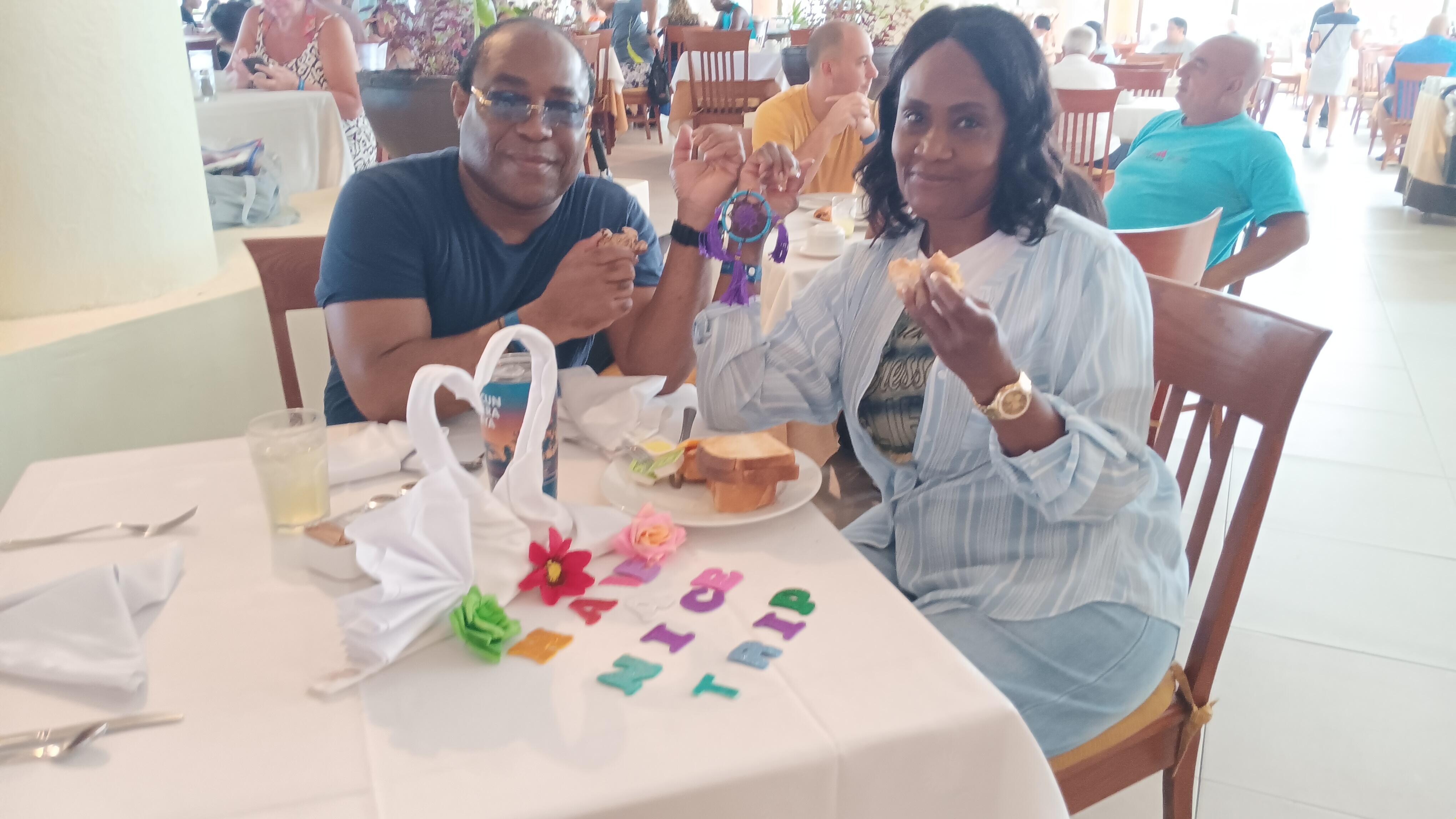 That was yesterday morning before we left. My wife went for a quick breakfast I just went to enjoy a few glasses of Margarita before I hit the road