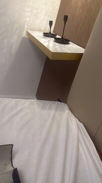 Shelf slanting down. Poorly mounted