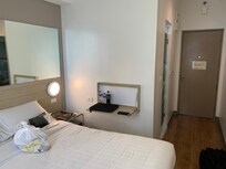bed and foldabledesk