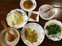 住宿含早餐(第二天中式,第一天西式)