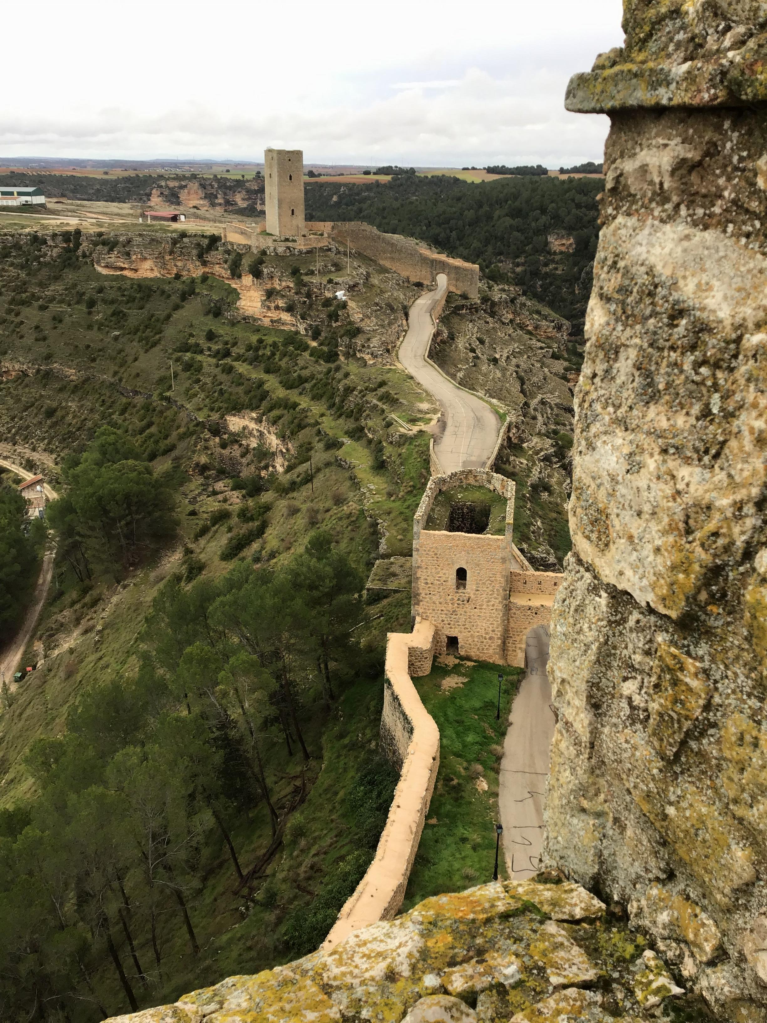 Entrance road viewed from the Parador 