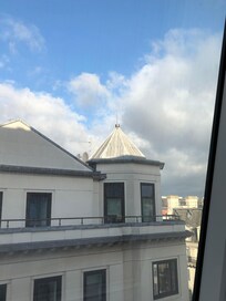 Näkymä 6 kerroksen ikkunasta