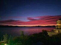 Vista da propriedade, Nascer do sol.