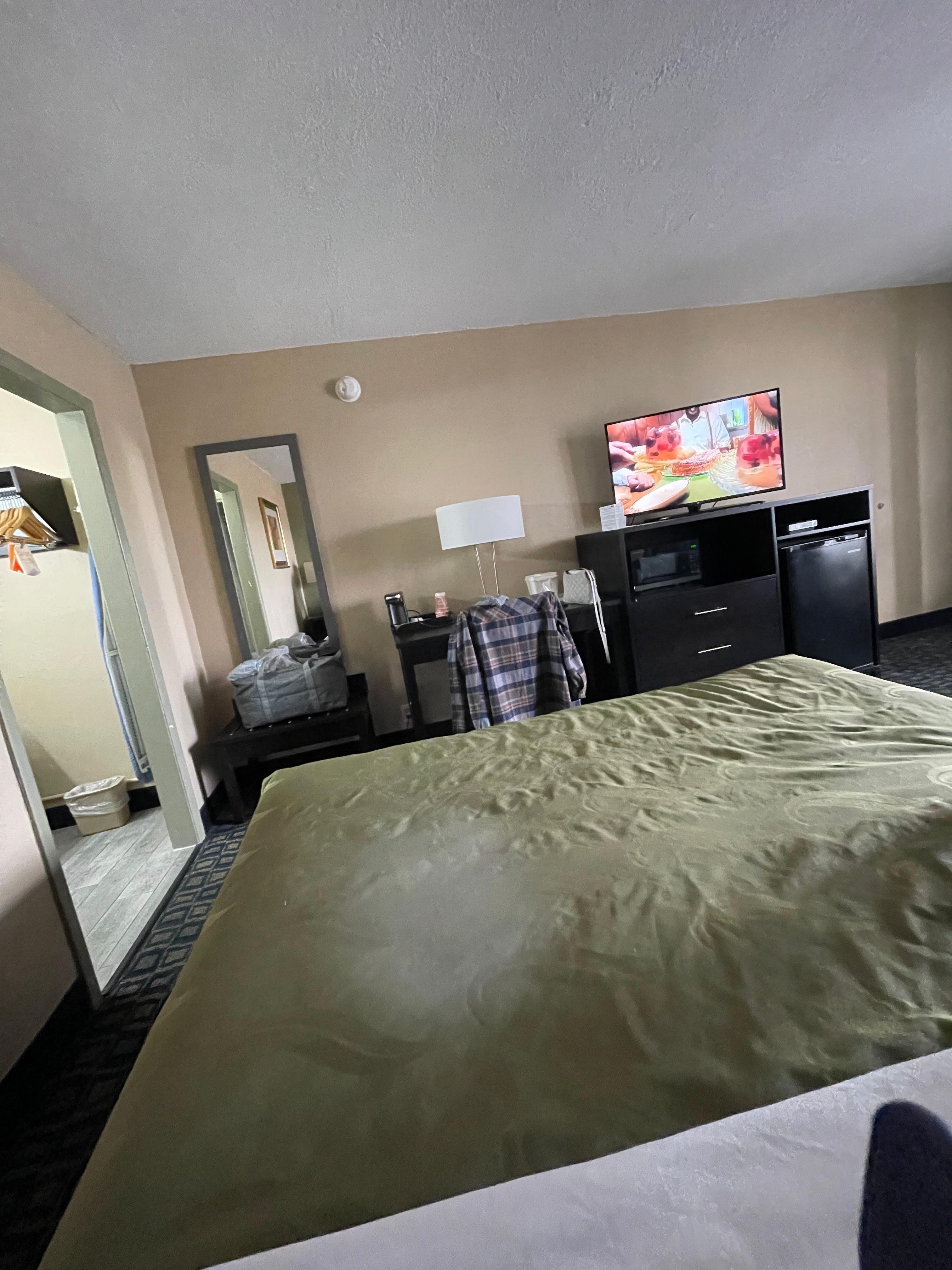 Bed was comfy but not centered on wall with tv. Furniture needs replacing 