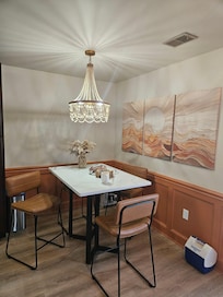 Eat in kitchen