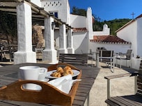 Breakfast outside