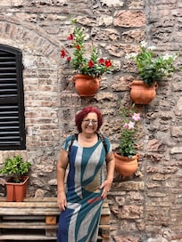 Cidade linda, florida, o material usado nos muros, nos pisos e nas construçÔes de uma leveza encantadors
