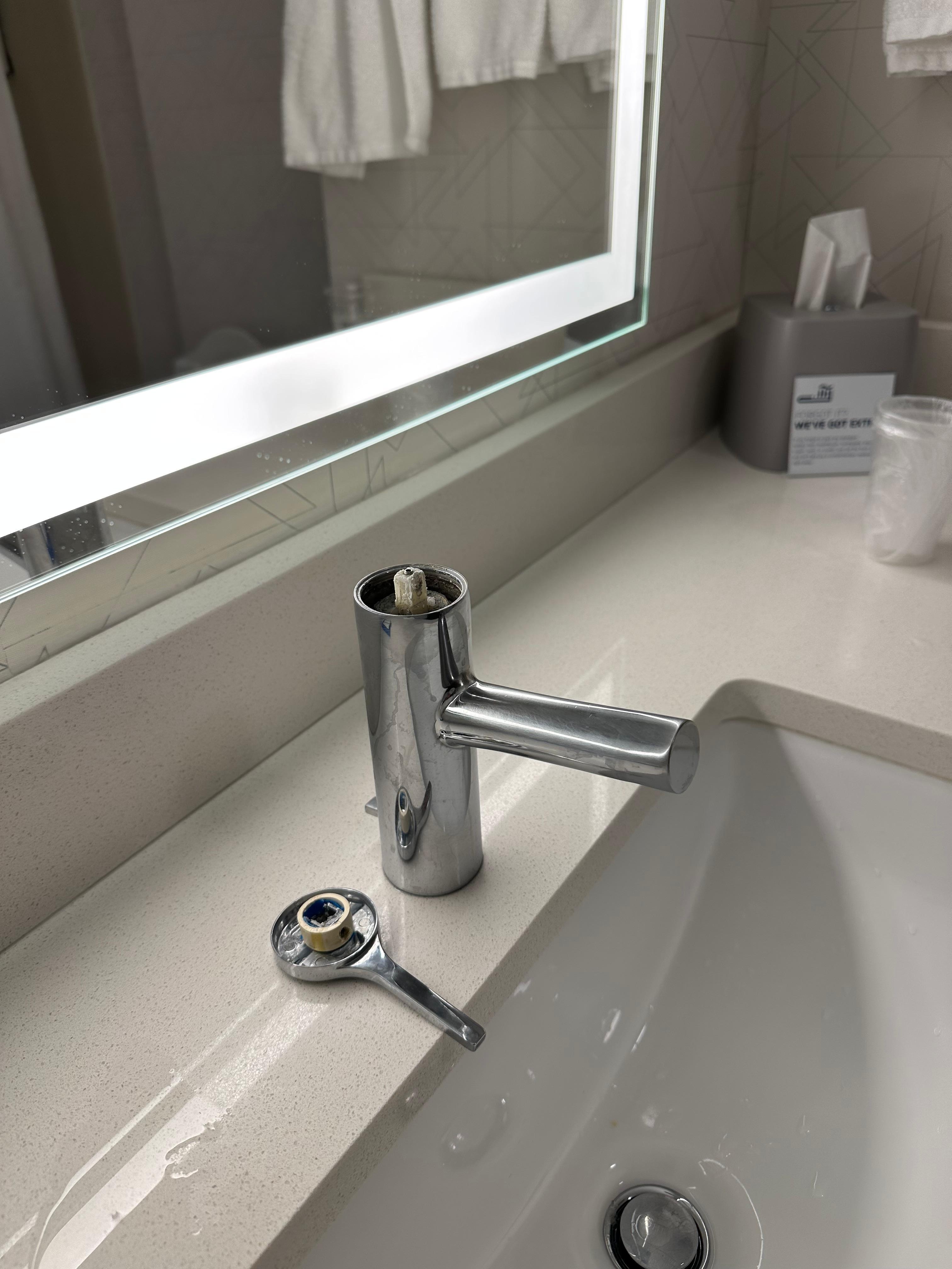 Broken faucet unrepaired