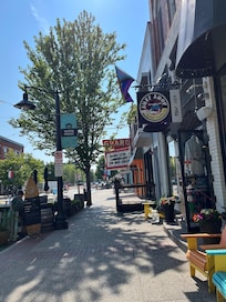 Weather was perfect for a morning stroll into town.