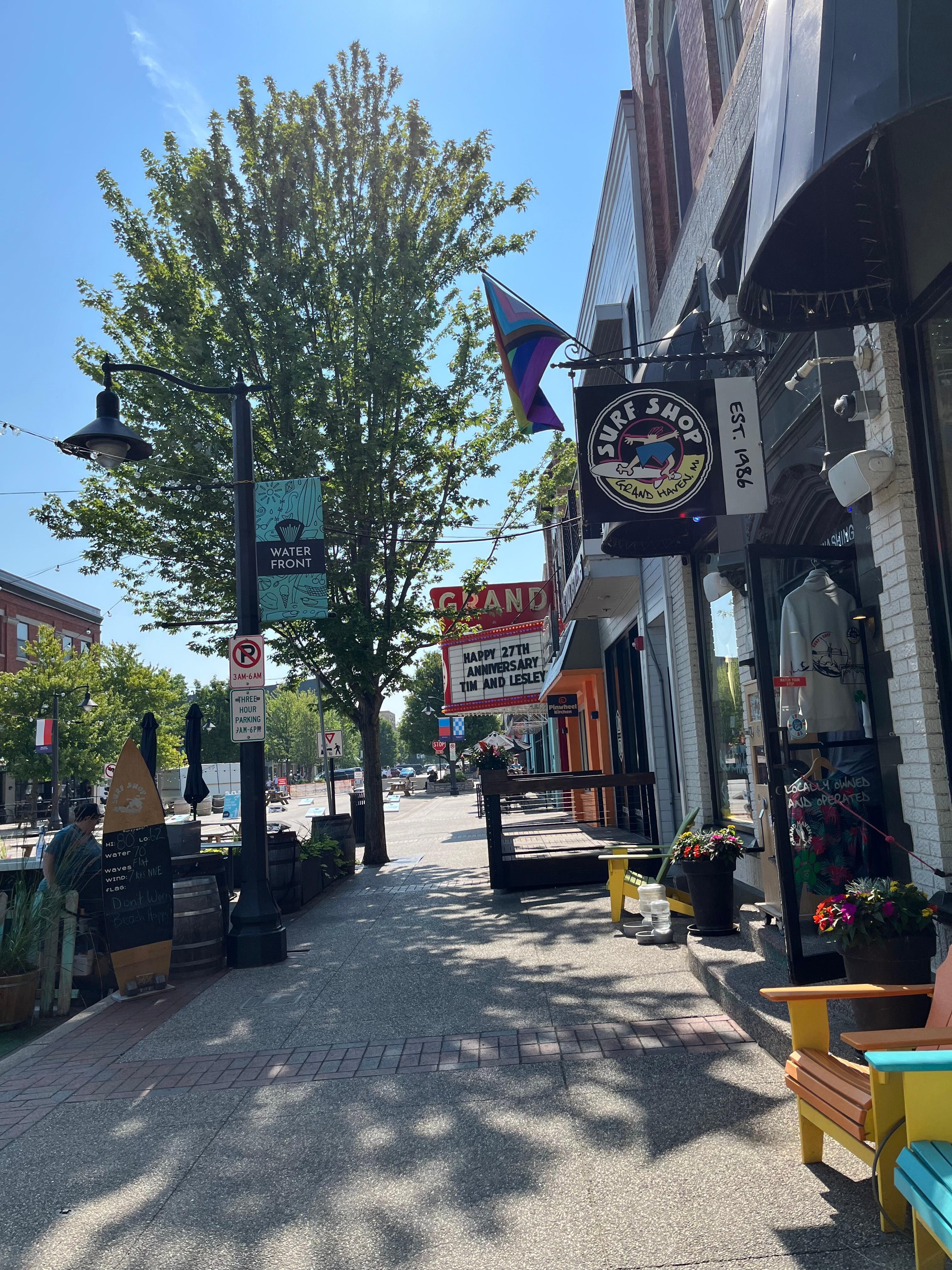 Weather was perfect for a morning stroll into town.