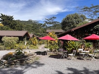 Lovely spot to sit in front of the unstaffed and locked lobby.