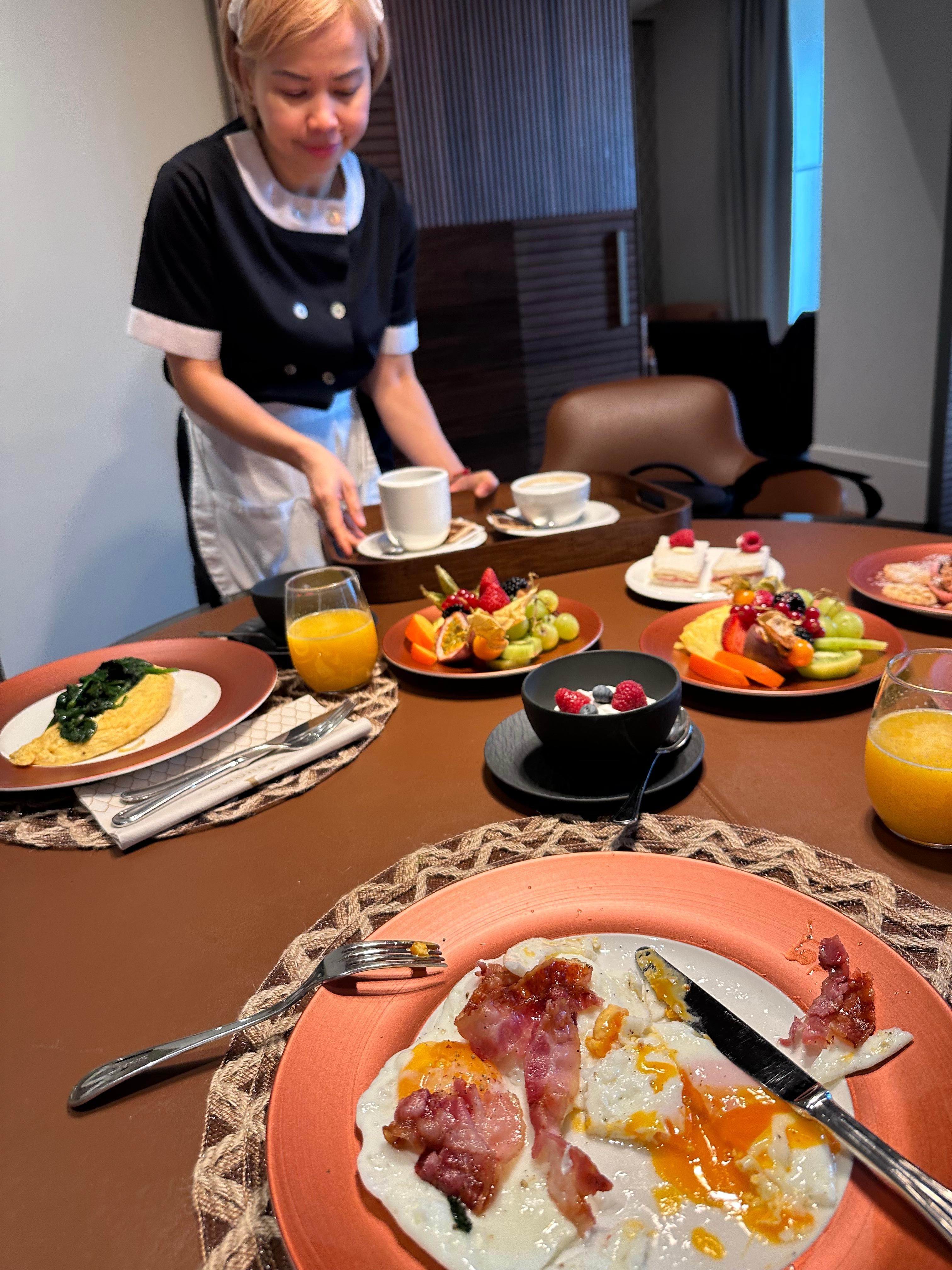 Breakfast served in your room 