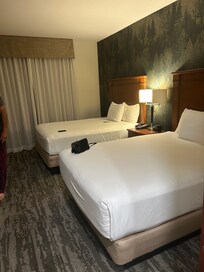 Double queen room
